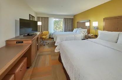 Hotel Hampton & 3*